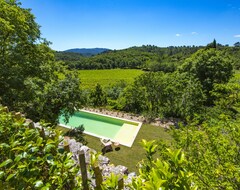 Cijela kuća/apartman Prestige Rental 30 M2 In Chateau In Provence With Swimming Pool, Hammam, Sauna (Brue-Auriac, Francuska)