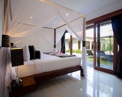 Lejlighedshotel Amore Villas (Canggu, Indonesien)