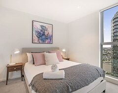 Hotel Astra Apartments - Docklands (Melbourne, Australia)