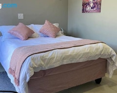 Entire House / Apartment Stellies Accommodation (Keetmanshoop, Namibia)