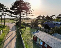Toàn bộ căn nhà/căn hộ Holiday Home On The Beach With Panoramic View & Sunset View (Ringsted, Đan Mạch)