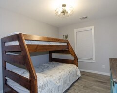 Entire House / Apartment Gorda Getaway (Nocona, USA)