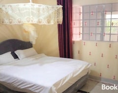 Casa/apartamento entero Roma Stays- Modern And Stylish Two-bedroom Apartment In Busia (near Weighbridge) (Busia, Kenia)