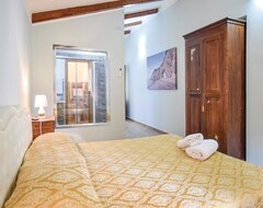 Toàn bộ căn nhà/căn hộ 7 Bedroom Accommodation In Stella Cilento (Stella Cilento, Ý)