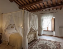 Hotelli Borgo Sant'Angelo (Gualdo Tadino, Italia)