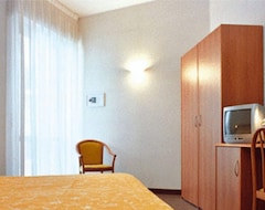 Hotelli Hotel Engadina (Como, Italia)