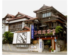 Ryokan Misakikan Honten (Miura, Japan)