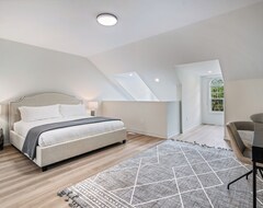 Koko talo/asunto 1 Bedroom Luxurious Apartment In Niagara (Niagara-on-the-Lake, Kanada)
