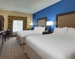 Hotel Holiday Inn Express & Suites Tower Center New Brunswick (East Brunswick, USA)