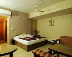 Khách sạn Hotel Surabhi Regency (Anand, Ấn Độ)