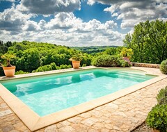 Toàn bộ căn nhà/căn hộ French Cottage With Private Pool And Spectacular Views (Loubejac, Pháp)