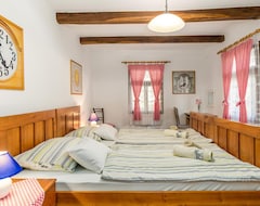 Toàn bộ căn nhà/căn hộ 3 Bedroom Accommodation In Ozalj (Ozalj, Croatia)