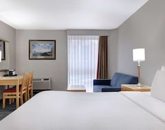 Khách sạn Days Inn By Wyndham Niagara Falls Near The Falls (Thác Niagara, Canada)