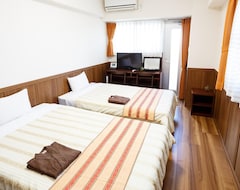 Hotel Peacely Inn Miyakojima <Miyakojima> (Miyako-jima, Japón)