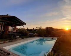 Cijela kuća/apartman Wooden House With Swimming Pool (Tressan, Francuska)
