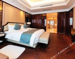 Khách sạn Qinjin International Hotel (Heyang, Trung Quốc)