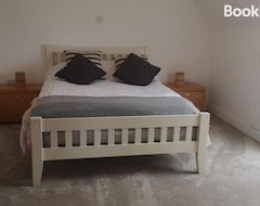Tüm Ev/Apart Daire Spacious, Private 2 Bedroom House - Sleeps Up To 6. (Athy, İrlanda)