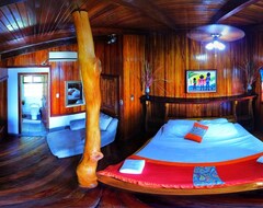 Hotel La Isla Inn (Limón, Kostarika)