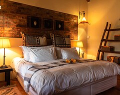 Bed & Breakfast Villachad Guesthouse (Kleinmond, Nam Phi)