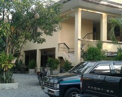 Bed & Breakfast 11th Street Bed and Breakfast (Bacolod City, Filipini)