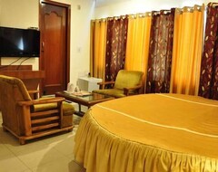 Hotelli Capital O 1255 Hotel City Plaza 17 (Chandigarh, Intia)