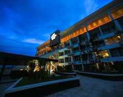 Khách sạn Hotel The Oriental Legazpi (Legazpi City, Philippines)