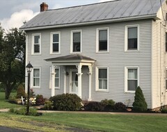 Toàn bộ căn nhà/căn hộ Country Farmhouse (New Columbia, Hoa Kỳ)