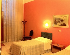 Hotel Romeo (Bari, Italia)