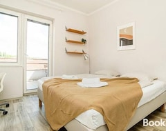 Casa/apartamento entero 4 Bedroom Flat + Amazing Terrace (Praga, República Checa)