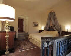 Hotelli Villa Poggio Bartoli (Vicchio, Italia)