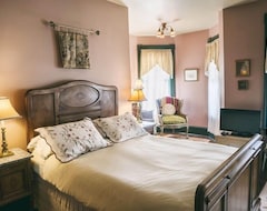Bed & Breakfast Hummingbird Inn (Easton, USA)