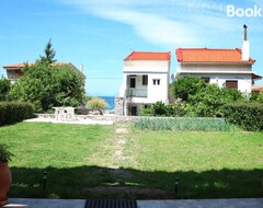 Koko talo/asunto Aegean Front Gem: Family Haven (Kokkari, Kreikka)