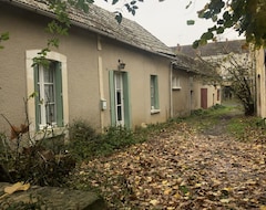 Toàn bộ căn nhà/căn hộ Le Charme Tranquille Dune Grange Convertie Sur Les Rives De La Gartempe (Saint-Pierre-de-Maillé, Pháp)