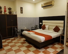 Khách sạn City Plaza 7 (Chandigarh, Ấn Độ)