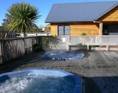 Hotel The Peaks Motor Inn (Ohakune, New Zealand)