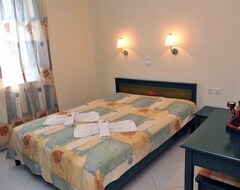 Hotel Gianna Apartments (Almirida, Grecia)