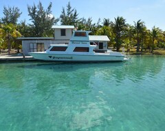 Isla Marisol Resort (Hopkins, Belize)