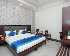 Khách sạn OYO 11044 Hotel Tulip Suites (Gurgaon, Ấn Độ)