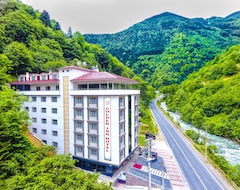 Golden Inn Hotel Uzungol (Trabzon, Türkiye)