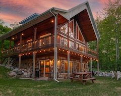 Entire House / Apartment Family Cabin With All The Views On Big Sandy (McGregor, USA)