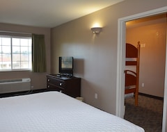 Hotel Fairbridge Inn & Suites Dupont (DuPont, USA)