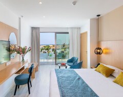 Leonardo Crystal Cove Hotel & Spa - Adults Only (Protaras, Cyprus)