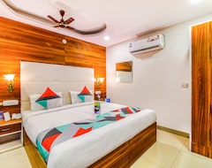 Hotel FabExpress Grand Inn I Sector 22 (Chandigarh, India)