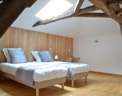 Bed & Breakfast LES GALAINES (Abzac, Francia)
