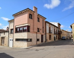 Cijela kuća/apartman Casa Rural La Morena Con Chimenea Y Barbacoa (Castroverde de Cerrato, Španjolska)