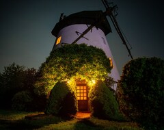 Cijela kuća/apartman Vacation Home In A Historic Dutch Windmill On A Large Property Near The Beaches (Karnice, Poljska)