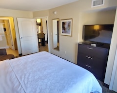 Khách sạn Staybridge Suites Eau Claire - Altoona, An Ihg Hotel (Altoona, Hoa Kỳ)