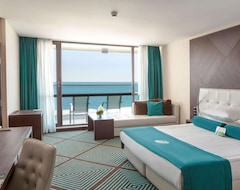 Hotelli International Hotel Casino & Tower Suites (Golden Sands, Bulgaria)