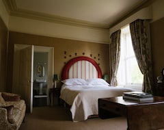 Bed & Breakfast Ballyvolane House (Fermoy, Ireland)