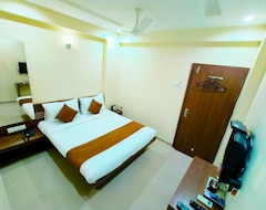 Khách sạn Hotel Sai Srushti (Shirdi, Ấn Độ)
